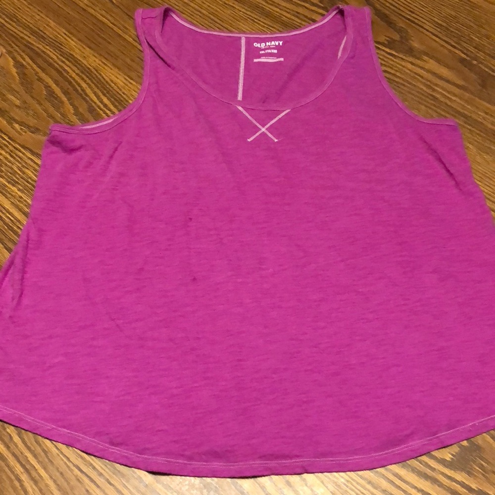 Old Navy top